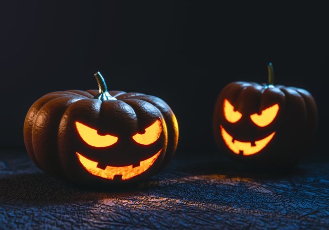 Desktop halloween pumpkin carving face