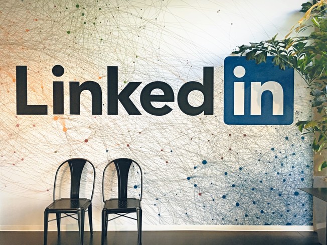 Desktop linkedin1