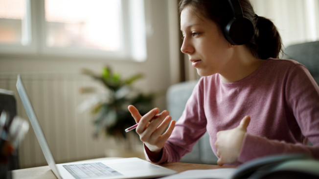 Desktop 4 best practices for distance learning to support students who learn and think differently article