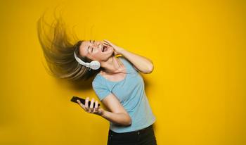 Influex store bruce mars dbgwy7s3qy0 unsplash